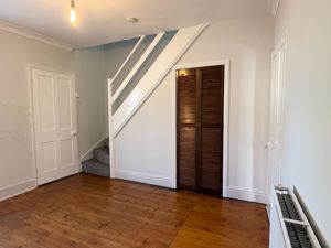 Dining room- click for photo gallery